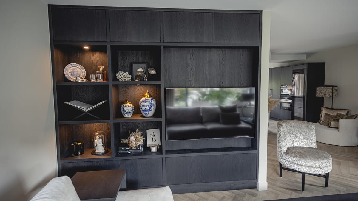 Kastenwand & TV-meubel Project: Velduil | Maatmaker